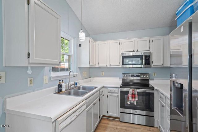 301 Round About Road, Holly Springs, NC 27540