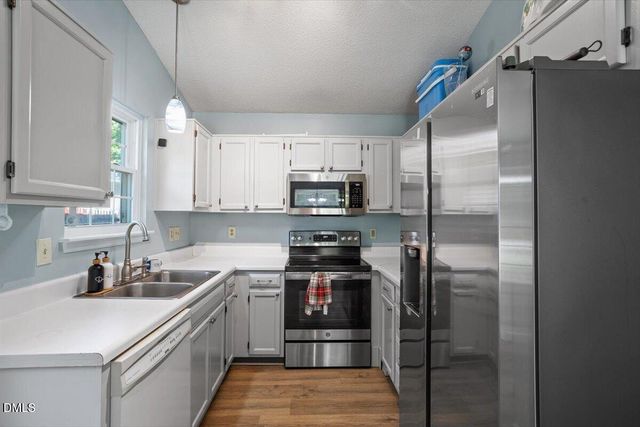 301 Round About Road, Holly Springs, NC 27540
