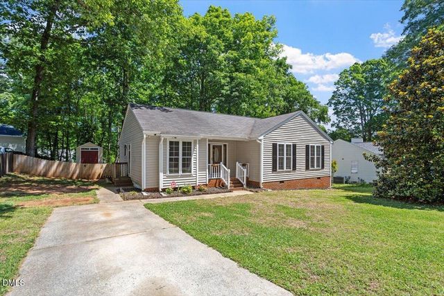301 Round About Road, Holly Springs, NC 27540