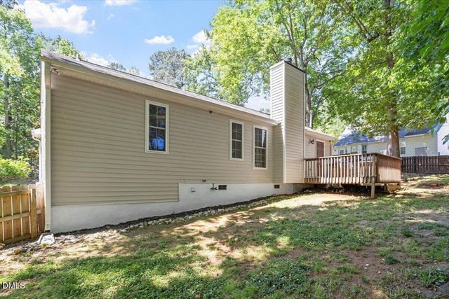 301 Round About Road, Holly Springs, NC 27540