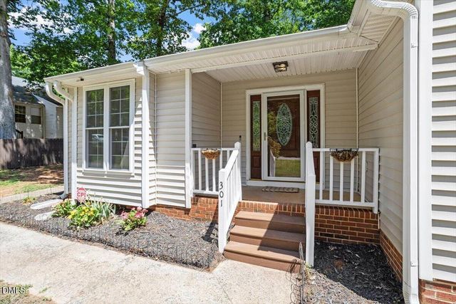 301 Round About Road, Holly Springs, NC 27540