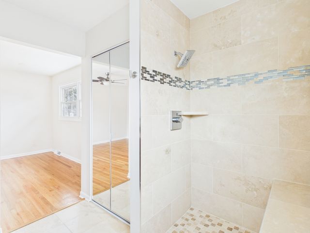 1415 S Evergreen Avenue, Arlington Heights, IL 60005