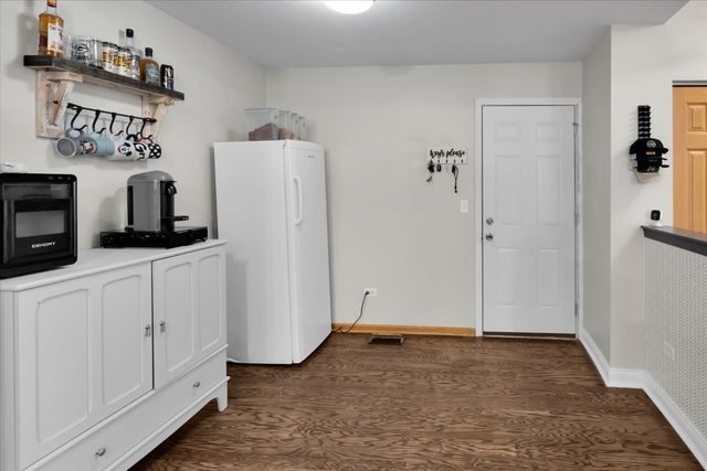 16501 S Nottingham Court, Lockport, IL 60441