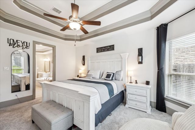702 Red Elm Lane, Conroe, TX 77304