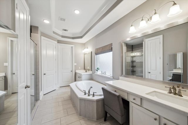 702 Red Elm Lane, Conroe, TX 77304