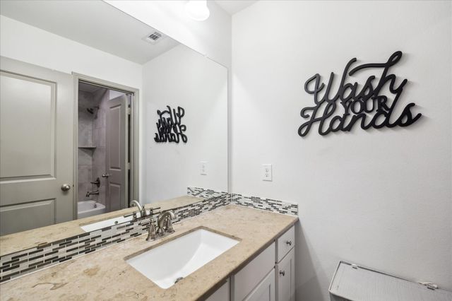 702 Red Elm Lane, Conroe, TX 77304
