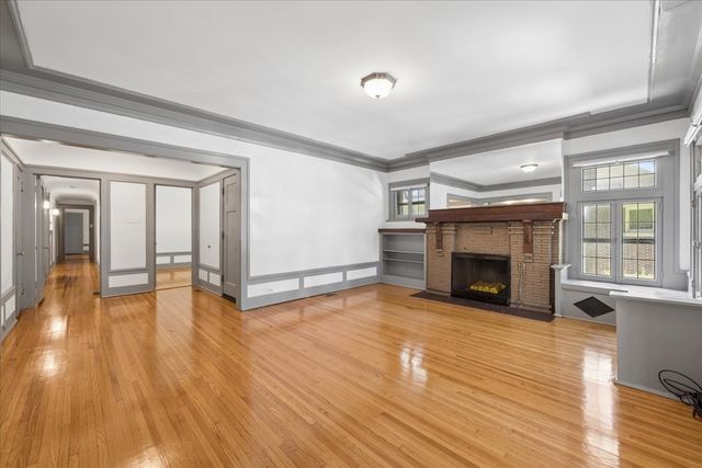 717 W Junior Terrace 1, Chicago, IL 60613