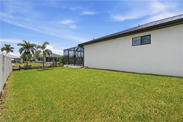 3302 NW 18th ST, Cape Coral, FL 33993