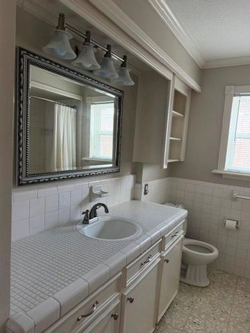 5031 Twin Candle Drive, Houston, TX 77018