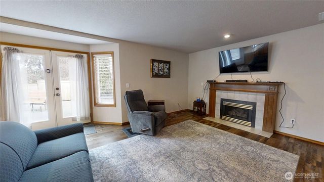 9317 Eld Court NE, Lacey, WA 98516