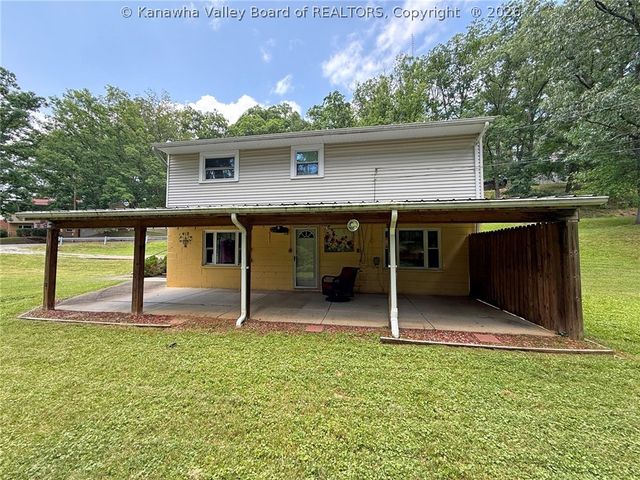 818 Daverton Road, Charleston, WV 25303