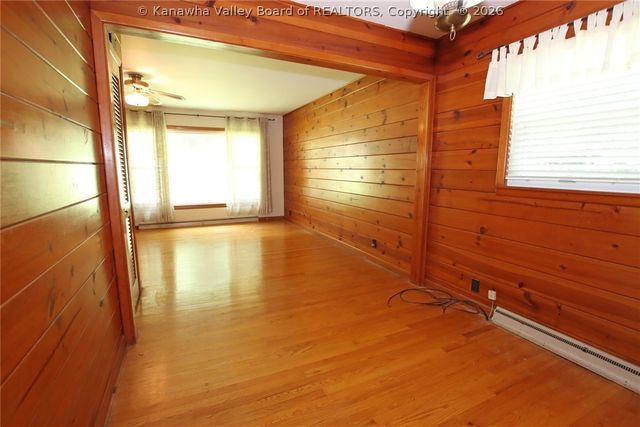 818 Daverton Road, Charleston, WV 25303