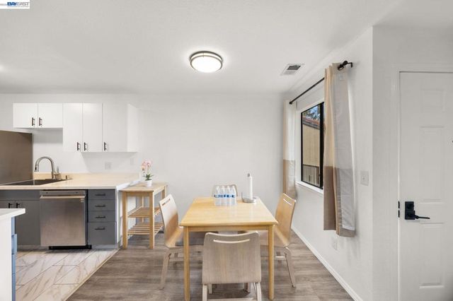 162 Shaniko Cmn 66, Fremont, CA 94539