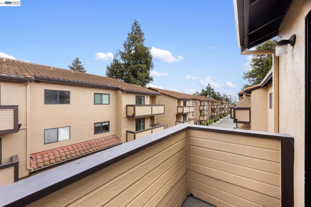 Image 18 of property listing at 162 Shaniko Cmn 66, Fremont, CA 94539