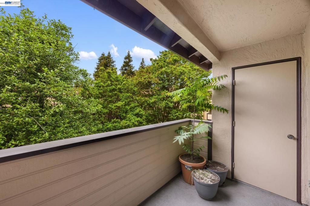 Image 19 of property listing at 162 Shaniko Cmn 66, Fremont, CA 94539