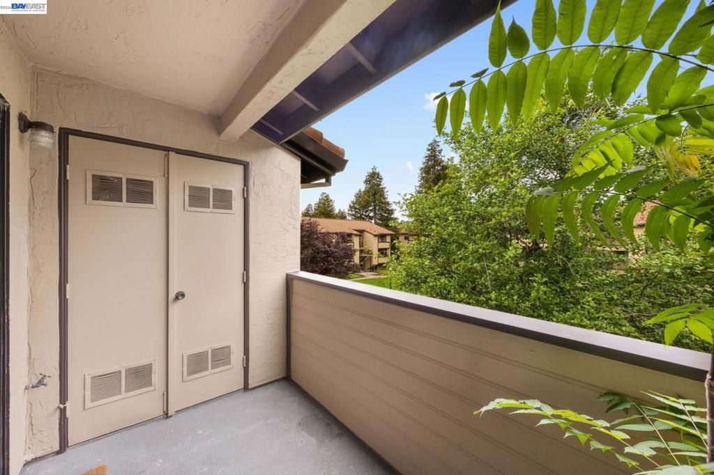 Image 20 of property listing at 162 Shaniko Cmn 66, Fremont, CA 94539