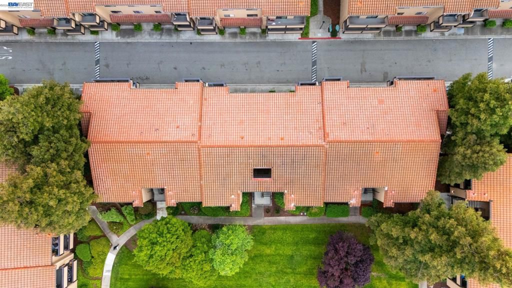 Image 25 of property listing at 162 Shaniko Cmn 66, Fremont, CA 94539