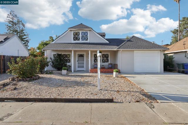 1467 Cape Cod Way, Concord, CA 94521