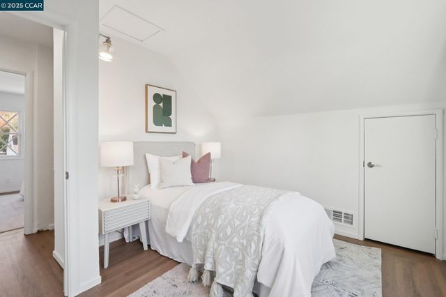 1467 Cape Cod Way, Concord, CA 94521