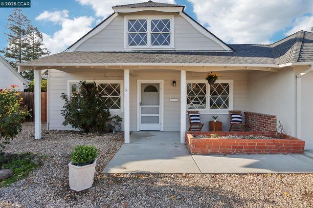 1467 Cape Cod Way, Concord, CA 94521