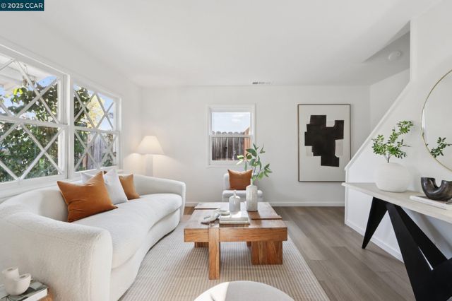 1467 Cape Cod Way, Concord, CA 94521