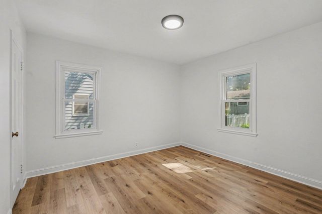 3830 Zenith Avenue N, Robbinsdale, MN 55422