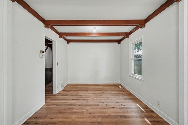 3830 Zenith Avenue N, Robbinsdale, MN 55422