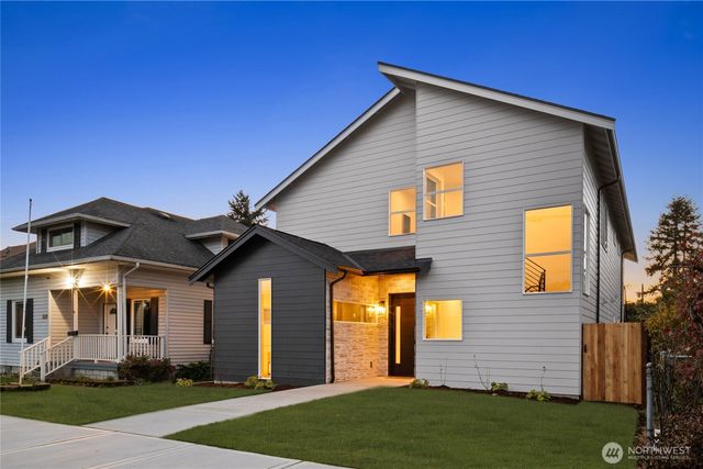 511 Morris Avenue S, Renton, WA 98057