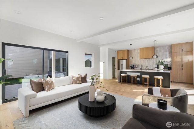 511 Morris Avenue S, Renton, WA 98057