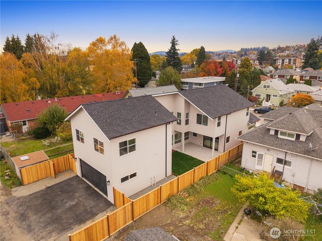 511 Morris Avenue S, Renton, WA 98057