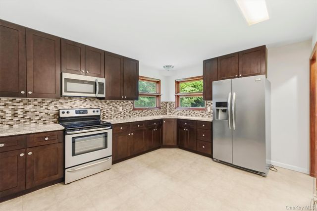 72 South Terrace, Fishkill, NY 12524
