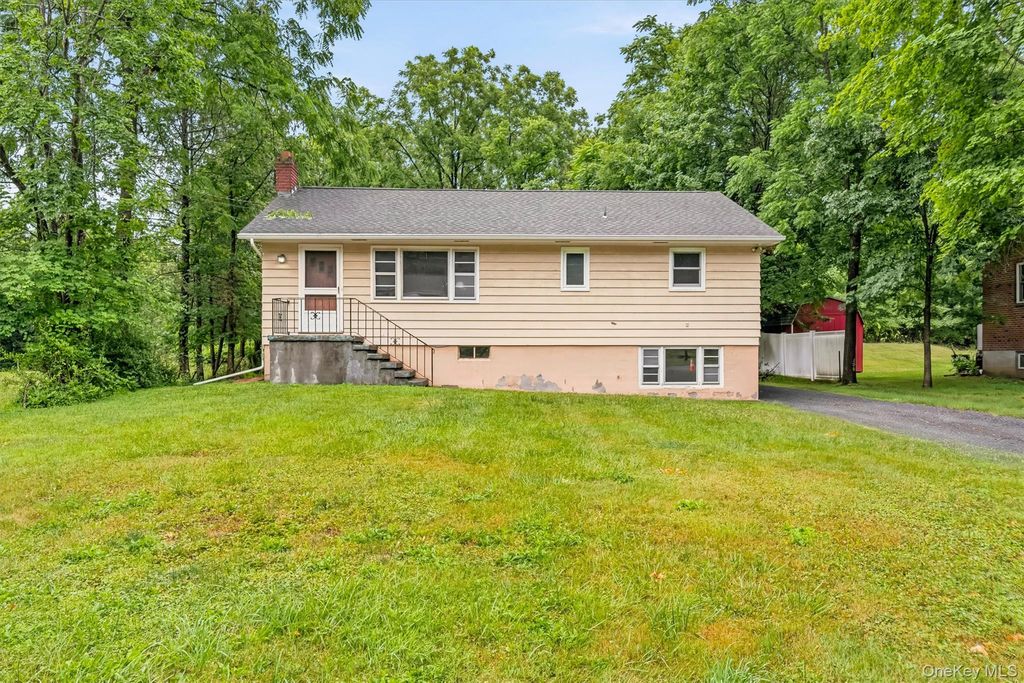 72 South Terrace, Fishkill, NY 12524