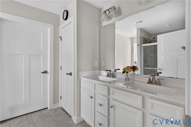7721 Medalist Ln, New Kent, VA 23124