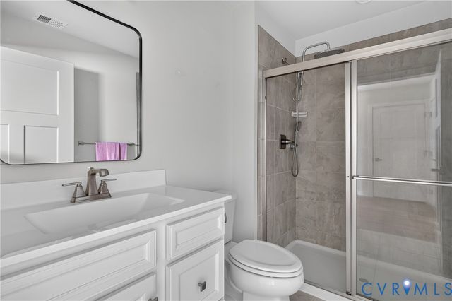 7721 Medalist Ln, New Kent, VA 23124