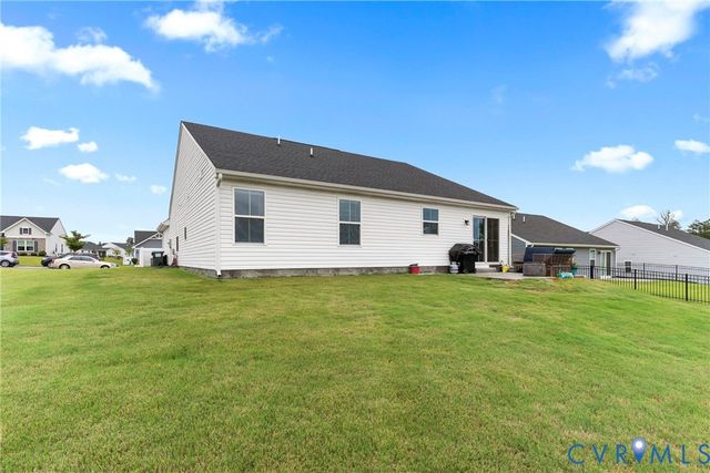 7721 Medalist Ln, New Kent, VA 23124
