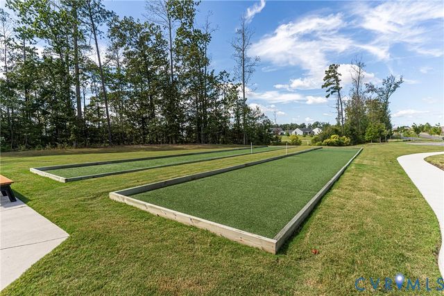 7721 Medalist Ln, New Kent, VA 23124