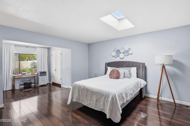 2854 W Magee Rd. Road, Tucson, AZ 85742