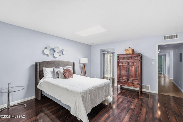 2854 W Magee Rd. Road, Tucson, AZ 85742