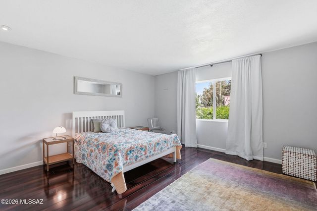 2854 W Magee Rd. Road, Tucson, AZ 85742