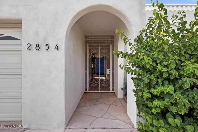2854 W Magee Rd. Road, Tucson, AZ 85742