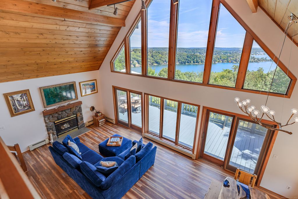 3 Spring Wood Lane, New Fairfield, CT 06812