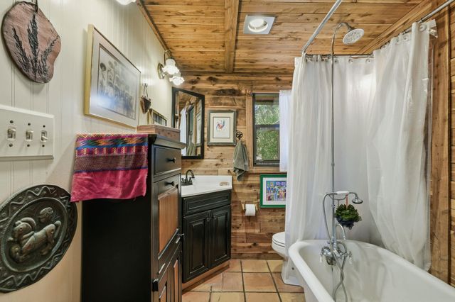 2824 Lost Oak Cv CV, Georgetown, TX 78628