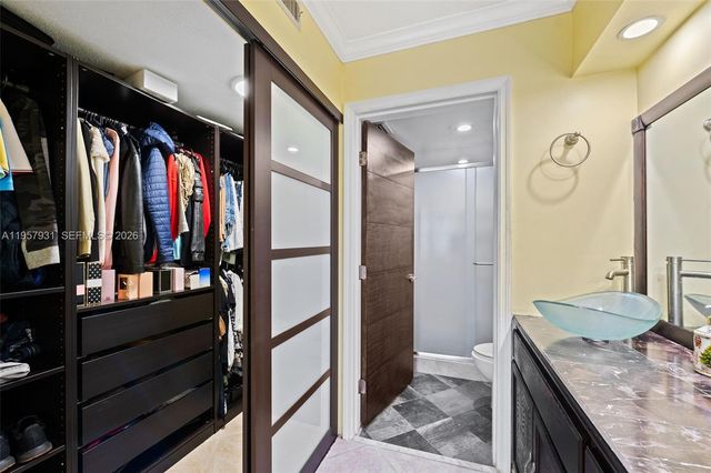 2768 S Carambola Cir S 403, Coconut Creek, FL 33066