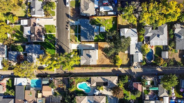 1002 Blair Ave, Modesto, CA 95350