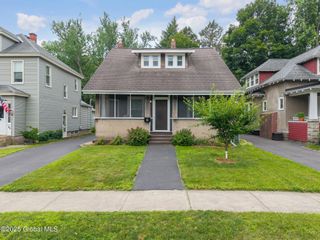 38 Washington Road, Scotia, NY 12302