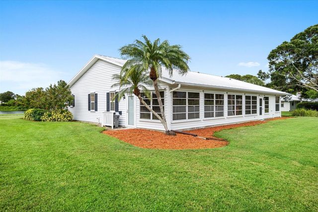 2375 NW Cove View, Stuart, FL 34994