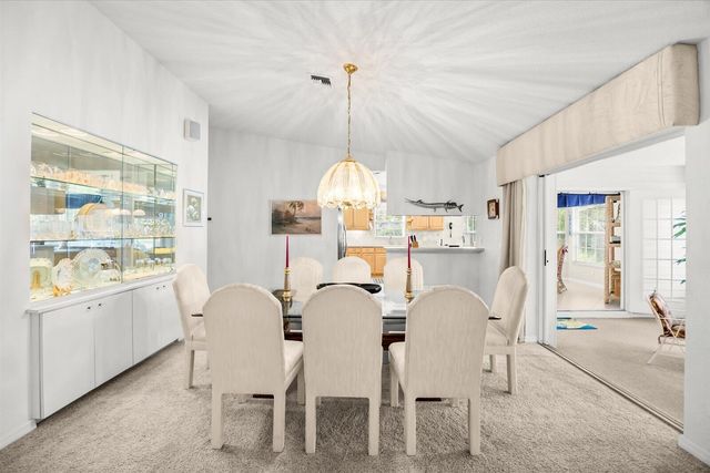 2375 NW Cove View, Stuart, FL 34994