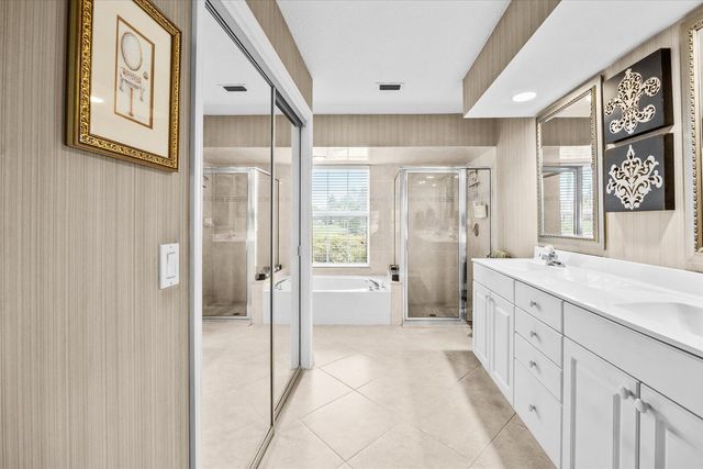2375 NW Cove View, Stuart, FL 34994