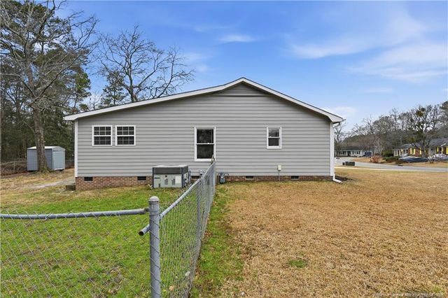 6813 Foxton Court, Fayetteville, NC 28304