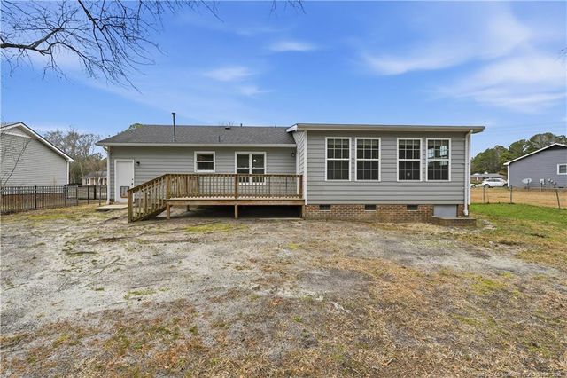 6813 Foxton Court, Fayetteville, NC 28304